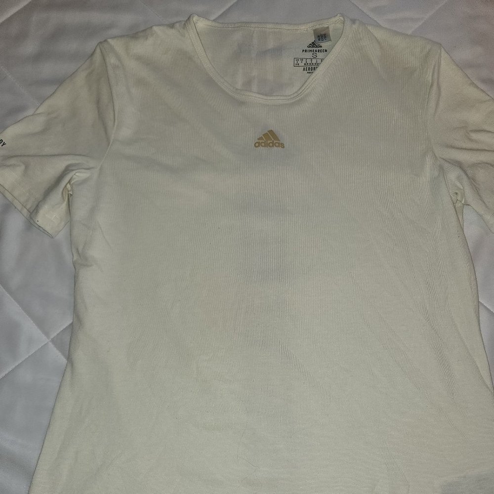 Adidas top